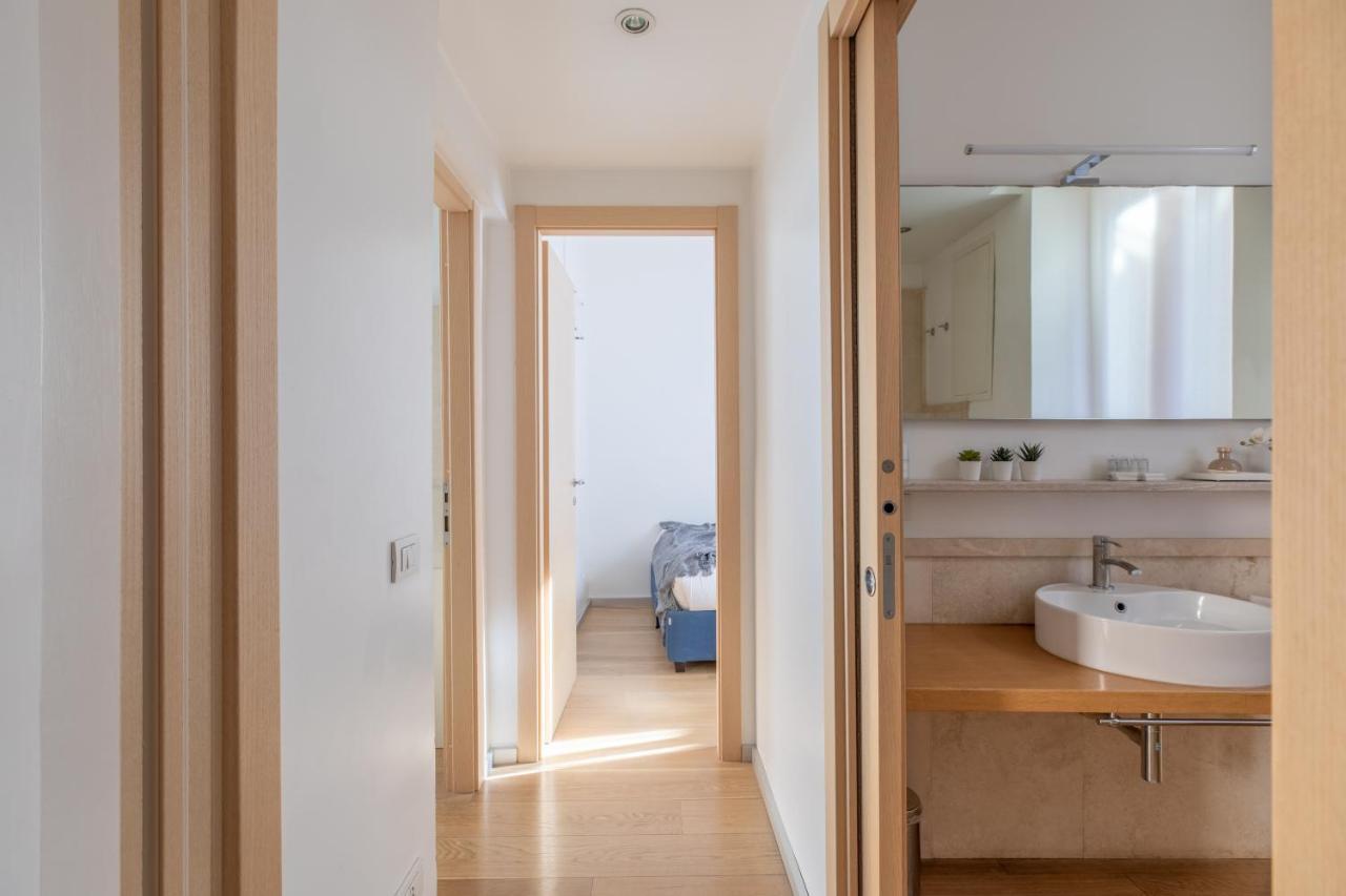 Iflat Navona White And Stylish Apartment Рим Экстерьер фото